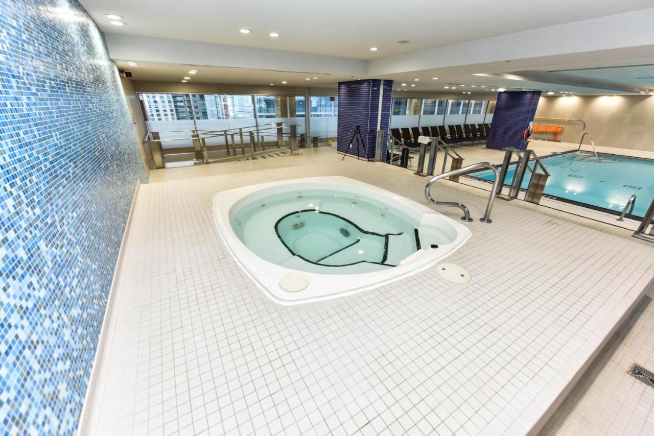 Sarkar Suites - Maple Leaf Square Торонто Экстерьер фото