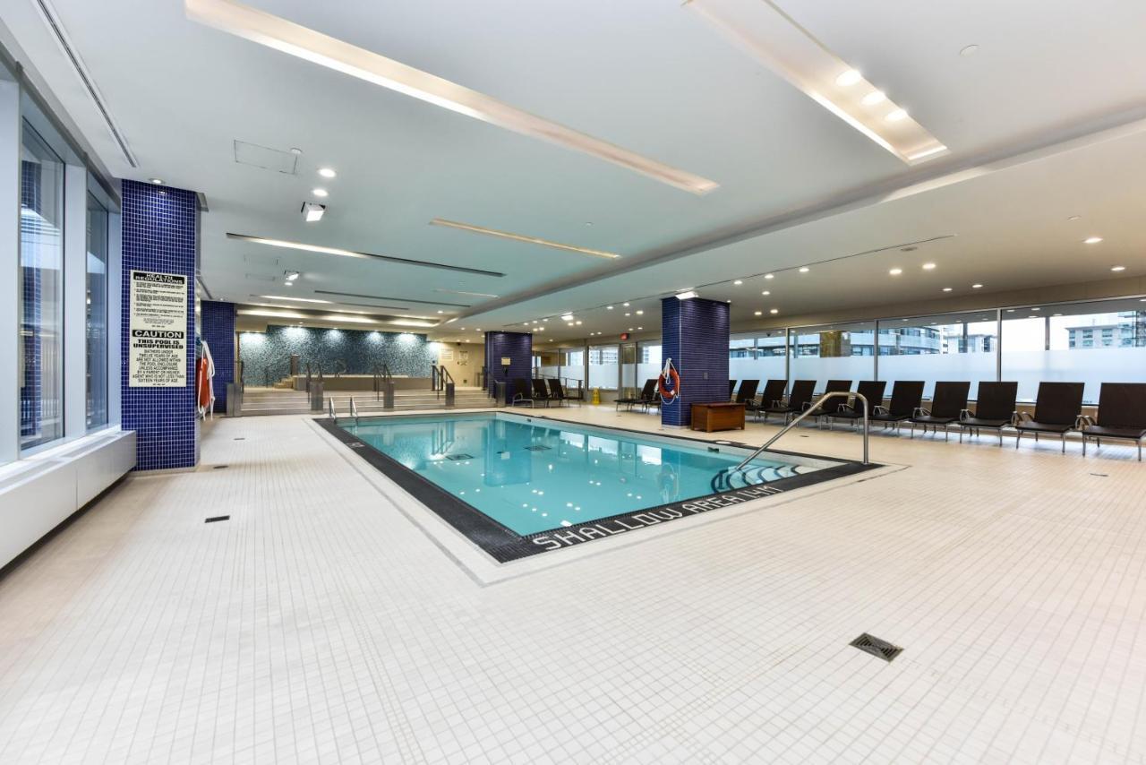 Sarkar Suites - Maple Leaf Square Торонто Экстерьер фото