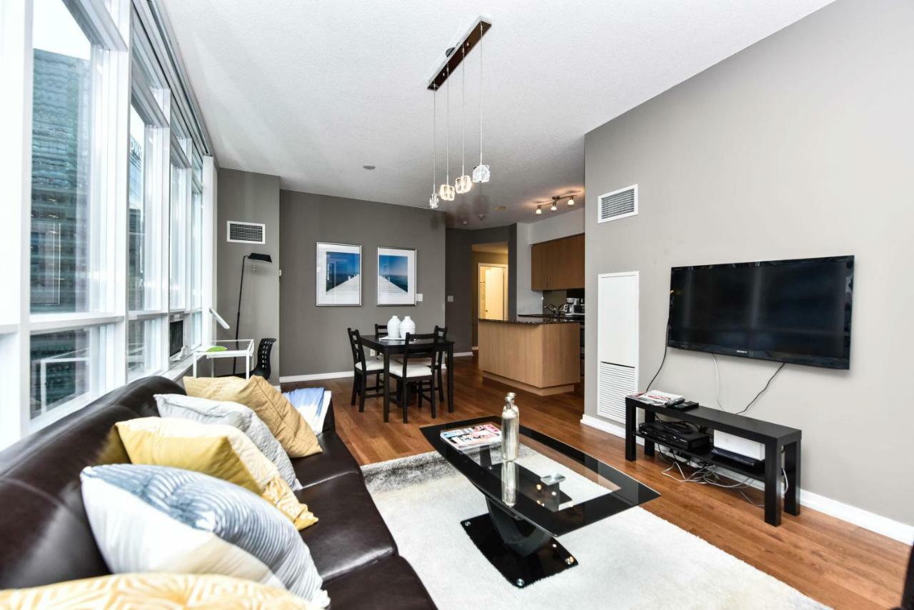 Sarkar Suites - Maple Leaf Square Торонто Экстерьер фото