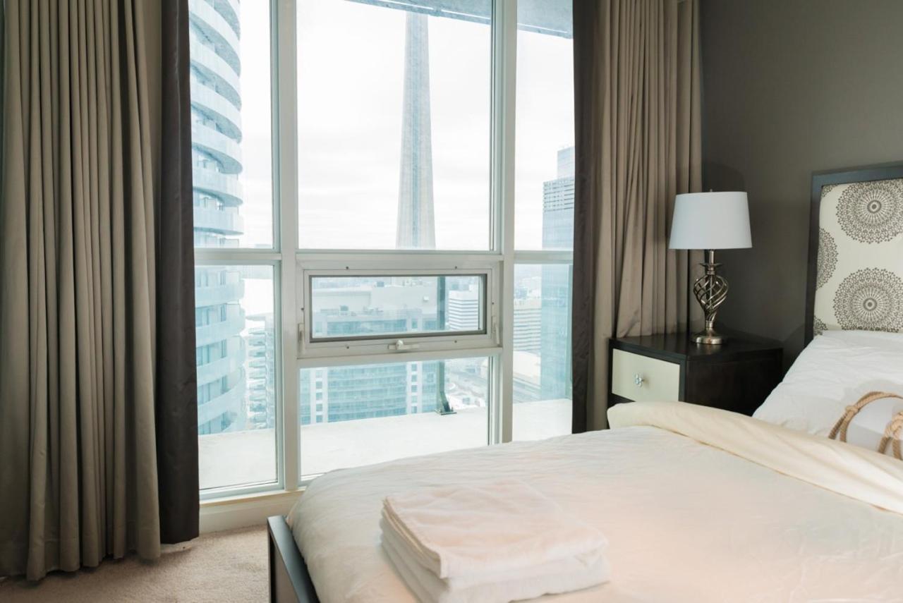 Sarkar Suites - Maple Leaf Square Торонто Экстерьер фото