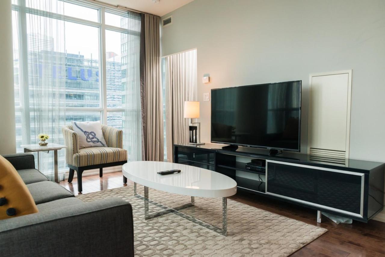 Sarkar Suites - Maple Leaf Square Торонто Экстерьер фото