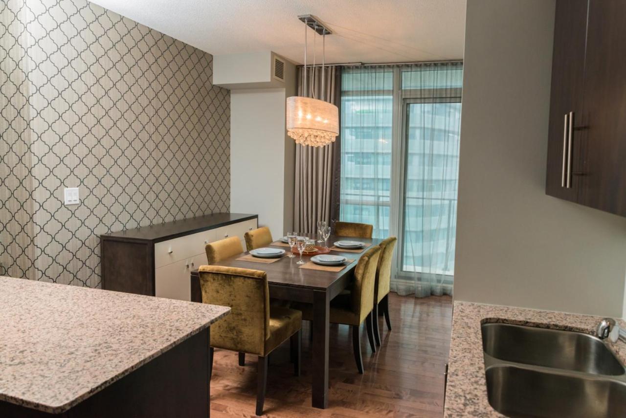 Sarkar Suites - Maple Leaf Square Торонто Экстерьер фото