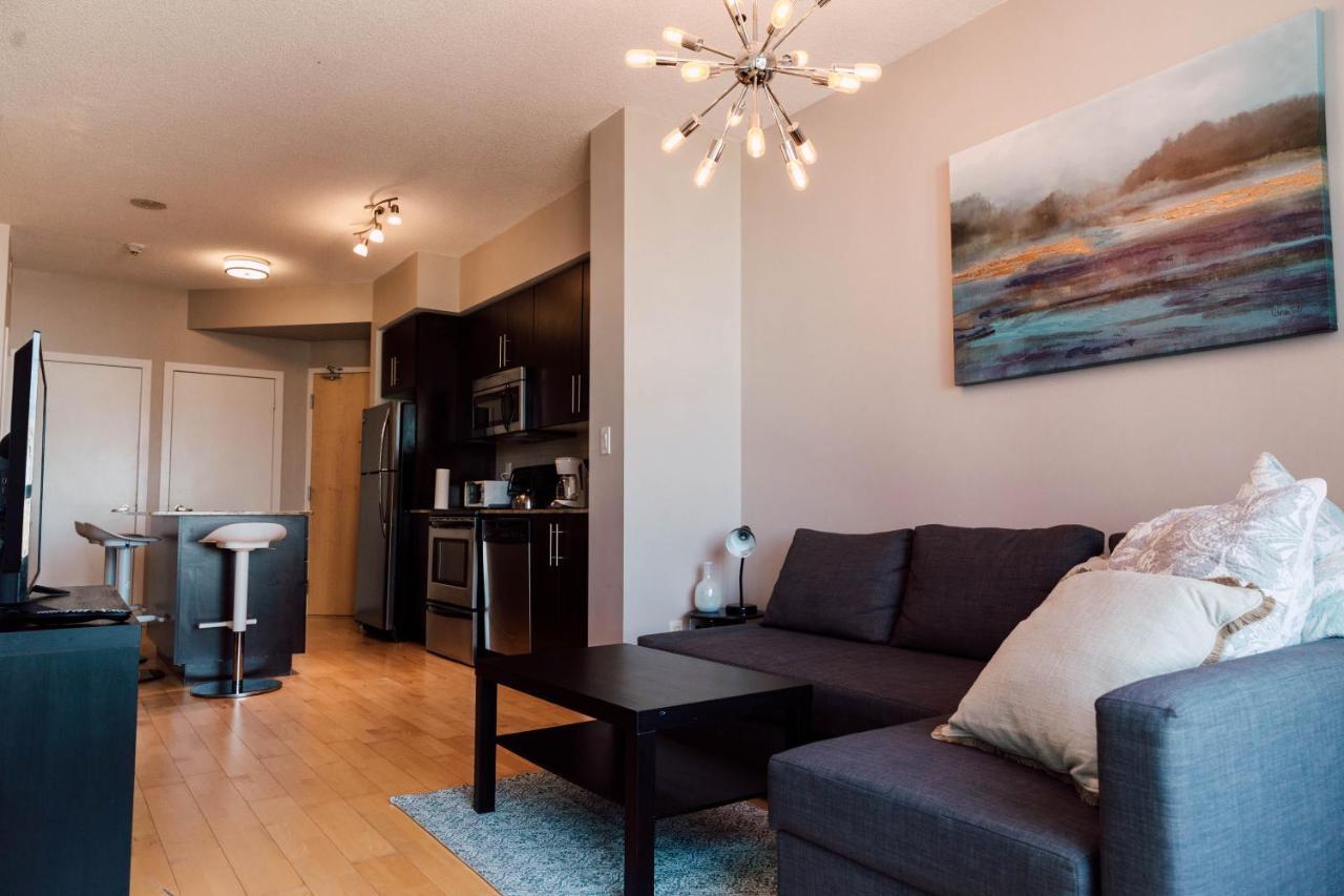 Sarkar Suites - Maple Leaf Square Торонто Экстерьер фото
